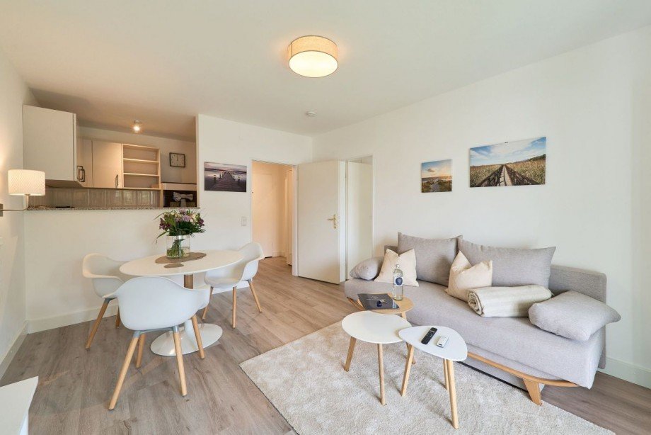 sonniger Wohn-Essbereich Wohnung Scharbeutz