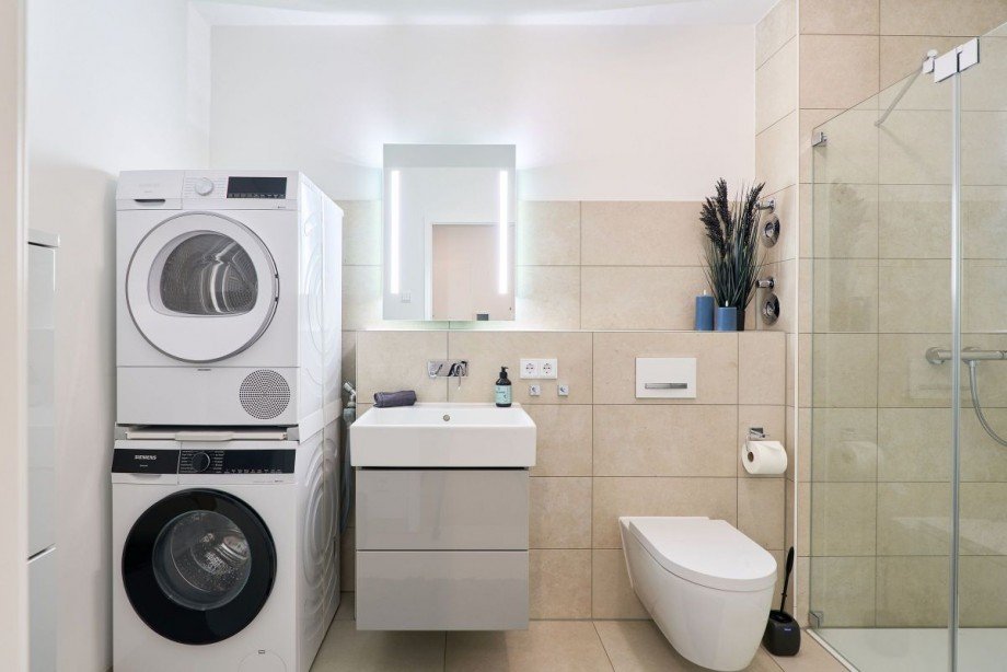 23496970 2 Etagenwohnung L�beck Traevem�nde